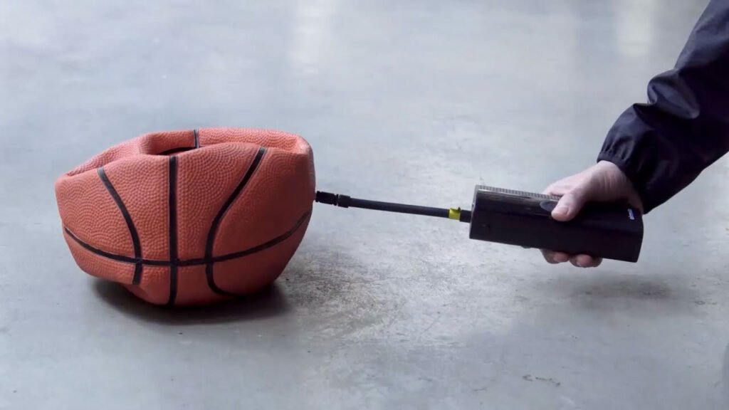 airmoto-inflando-un-balon-de-baloncesto